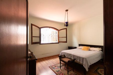 Casa para alugar com 290m², 5 quartos e 2 vagasSuíte 