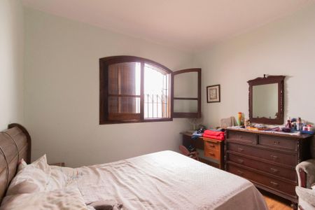 Casa para alugar com 290m², 5 quartos e 2 vagasQuarto 1