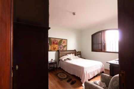 Casa para alugar com 290m², 5 quartos e 2 vagasQuarto 1