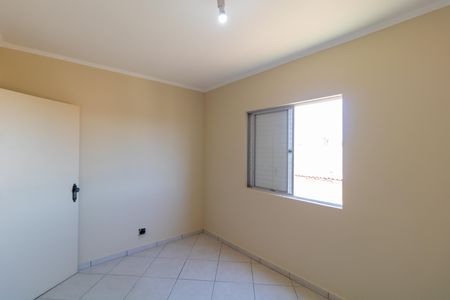 Apartamento à venda com 60m², 2 quartos e 1 vagaQuarto 02