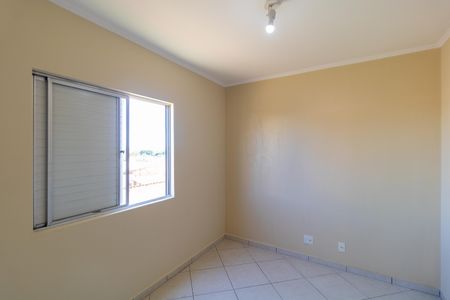 Apartamento à venda com 60m², 2 quartos e 1 vagaQuarto 02