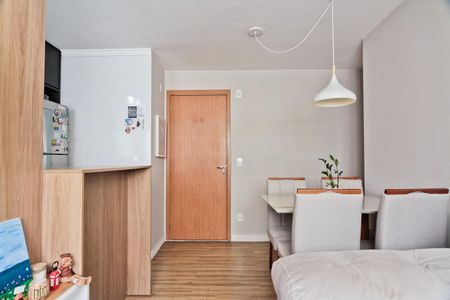 Sala de apartamento para alugar com 2 quartos, 45m² em Jardim Iris, São Paulo