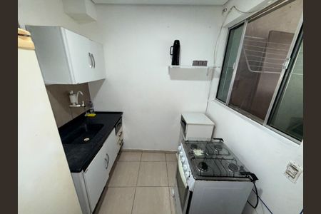 Cozinha de kitnet/studio para alugar com 1 quarto, 24m² em Vila Moraes, São Paulo