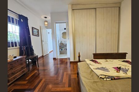 Casa para alugar com 160m², 4 quartos e 3 vagasSuite 