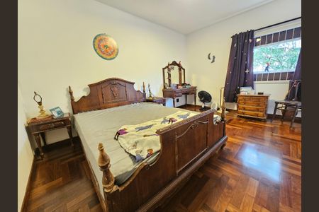 Casa para alugar com 160m², 4 quartos e 3 vagasSuite 