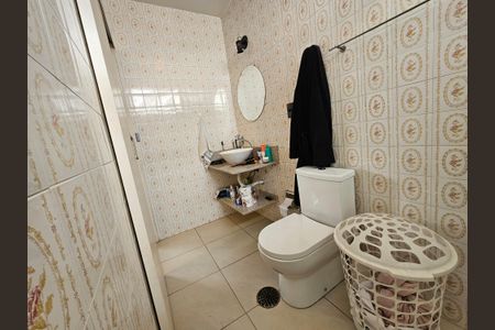 Casa para alugar com 160m², 4 quartos e 3 vagasBanheiro da Suíte