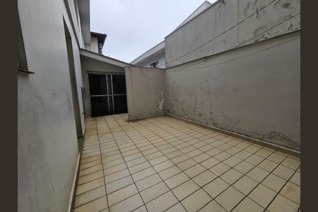 Casa para alugar com 160m², 4 quartos e 3 vagasQuintal