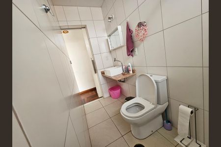 Casa para alugar com 160m², 4 quartos e 3 vagasBanheiro