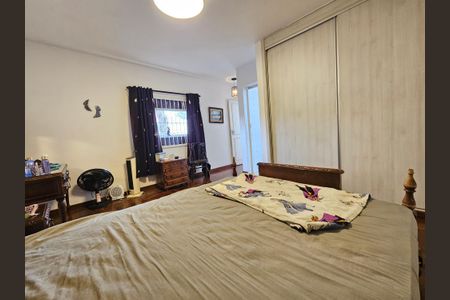 Casa para alugar com 160m², 4 quartos e 3 vagasSuite 