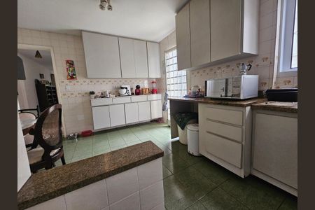 Casa para alugar com 160m², 4 quartos e 3 vagasCozinha