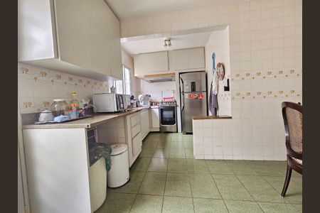 Casa para alugar com 160m², 4 quartos e 3 vagasCozinha