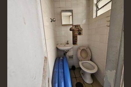 Casa para alugar com 160m², 4 quartos e 3 vagasBanheiro de serviço