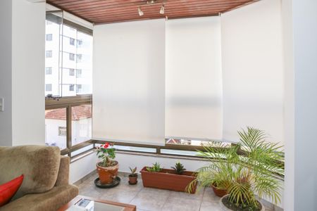Apartamento à venda com 136m², 3 quartos e 2 vagas Apartamento à venda com 136m², 3 quartos e 2 vagasSala