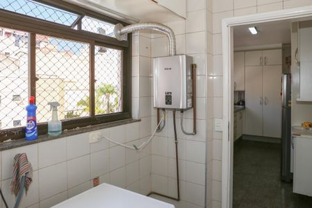Apartamento à venda com 136m², 3 quartos e 2 vagas Apartamento à venda com 136m², 3 quartos e 2 vagasÁrea de Serviço