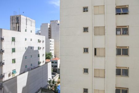 Apartamento à venda com 136m², 3 quartos e 2 vagas Apartamento à venda com 136m², 3 quartos e 2 vagasVista da Suíte 2