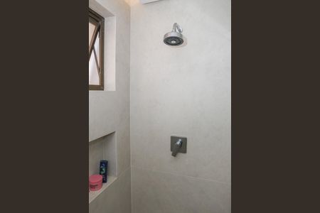 Apartamento à venda com 136m², 3 quartos e 2 vagas Apartamento à venda com 136m², 3 quartos e 2 vagasBanheiro da Suíte 1