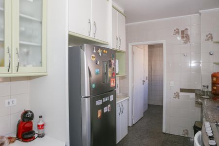 Apartamento à venda com 136m², 3 quartos e 2 vagas Apartamento à venda com 136m², 3 quartos e 2 vagasCozinha
