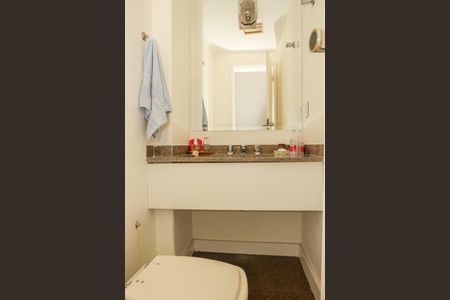 Apartamento à venda com 136m², 3 quartos e 2 vagas Apartamento à venda com 136m², 3 quartos e 2 vagasLavabo