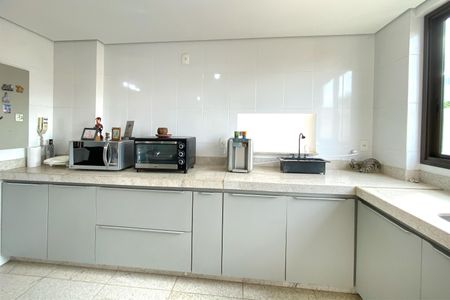 Apartamento à venda com 107m², 3 quartos e 2 vagasCozinha