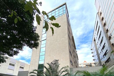 Apartamento à venda com 107m², 3 quartos e 2 vagasFachada