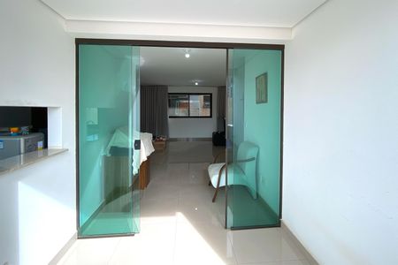 Apartamento à venda com 107m², 3 quartos e 2 vagasVaranda da Sala