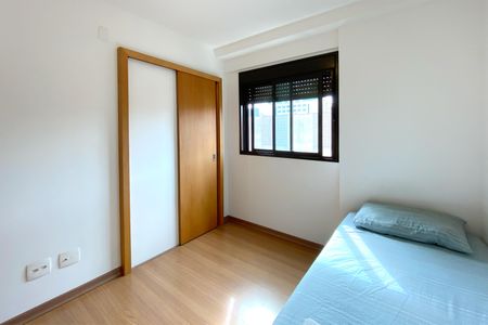 Apartamento à venda com 107m², 3 quartos e 2 vagasSemi suite 2