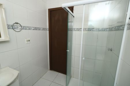 Casa para alugar com 125m², 2 quartos e 2 vagasBanheiro 1