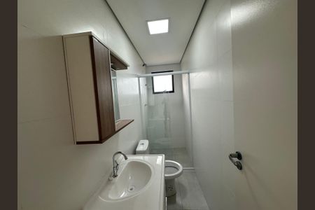 Apartamento para alugar com 60m², 2 quartos e 2 vagasBanheiro