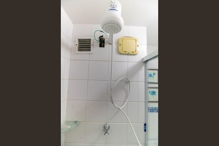 Apartamento à venda com 76m², 2 quartos e 1 vagaBanheiro Social