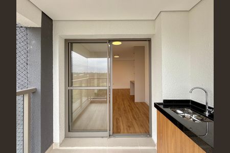 Apartamento à venda com 66m², 2 quartos e 1 vagaSacada