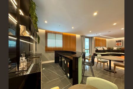 Apartamento à venda com 66m², 2 quartos e 1 vagaEspaço de Jogos