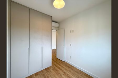 Apartamento à venda com 66m², 2 quartos e 1 vagaQuarto 2