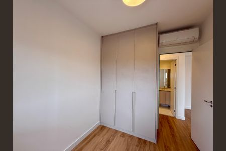 Apartamento à venda com 66m², 2 quartos e 1 vagaQuarto 2