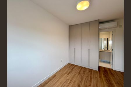 Apartamento à venda com 66m², 2 quartos e 1 vagaSuíte 