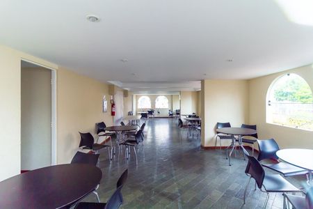 Apartamento para alugar com 49m², 2 quartos e 1 vagaÁrea comum - Salão de festas