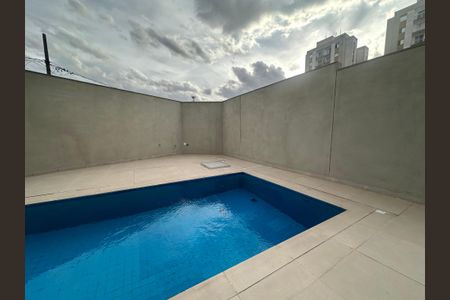 Apartamento para alugar com 57m², 2 quartos e 1 vagaÁrea comum - Piscina
