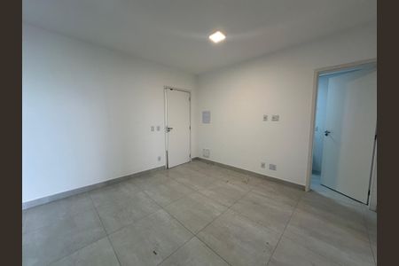 Sala de apartamento para alugar com 2 quartos, 57m² em Outeiro de São Fernando, Barueri
