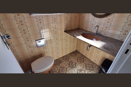 Casa à venda com 171m², 3 quartos e 3 vagasLavabo 