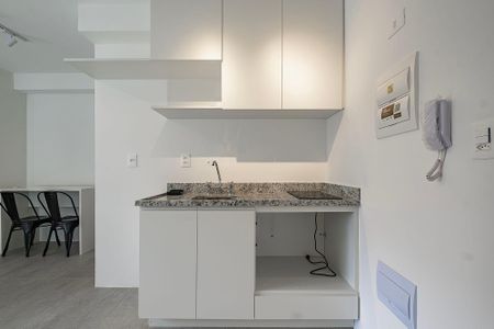 Studio de kitnet/studio para alugar com 1 quarto, 25m² em Pinheiros, São Paulo