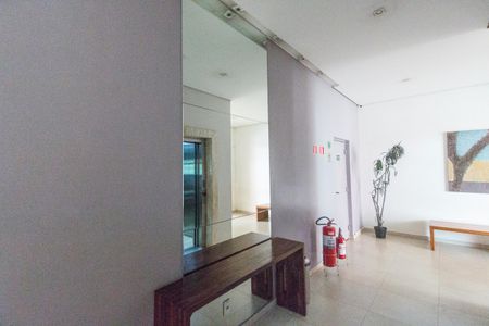 Apartamento para alugar com 85m², 2 quartos e 2 vagasHall de entrada