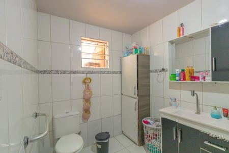 Casa à venda com 120m², 3 quartos e 2 vagasBanheiro da Suíte 2