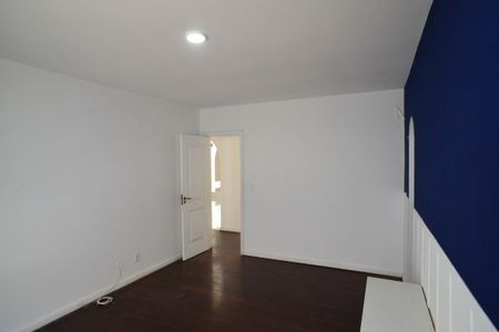 Casa de condomínio para alugar com 1425m², 4 quartos e 1 vaga Casa de condomínio para alugar com 1425m², 4 quartos e 1 vagaSuíte 2