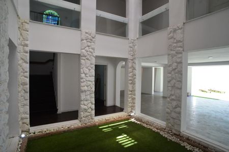 Casa de condomínio para alugar com 1425m², 4 quartos e 1 vaga Casa de condomínio para alugar com 1425m², 4 quartos e 1 vagaJardim de inverno