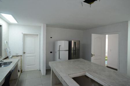 Casa de condomínio para alugar com 1425m², 4 quartos e 1 vaga Casa de condomínio para alugar com 1425m², 4 quartos e 1 vagaCozinha