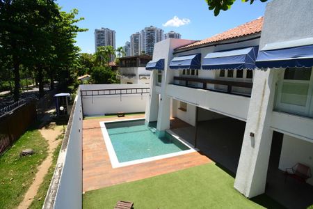 Casa de condomínio para alugar com 1425m², 4 quartos e 1 vaga Casa de condomínio para alugar com 1425m², 4 quartos e 1 vagaVista Varanda Suíte Principal