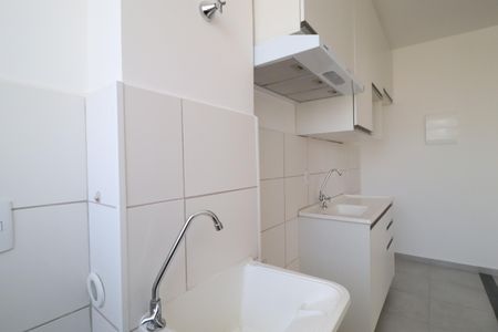 Apartamento para alugar com 42m², 2 quartos e 1 vagaCozinha e Área de Serviço