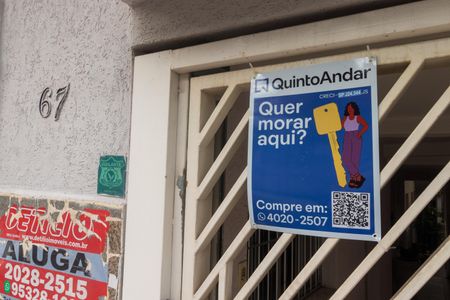 Casa à venda com 125m², 5 quartos e 1 vagaPlaca instalada