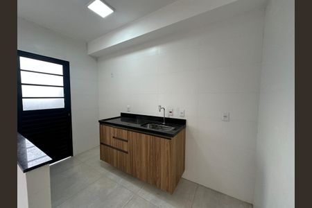 Apartamento para alugar com 59m², 2 quartos e 2 vagas Apartamento para alugar com 59m², 2 quartos e 2 vagasCozinha