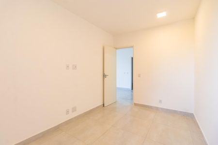 Apartamento para alugar com 1 quarto, 42m² em Outeiro de São Fernando, Barueri