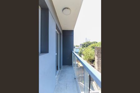 Varanda Sala - Cozinha de apartamento para alugar com 2 quartos, 42m² em Itaquera, São Paulo